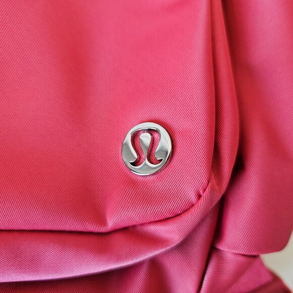 NWT LULULEMON DTRE Desert Red Lightweight Everywhere Backpack One Size OS - Picture 9 of 11